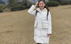 女士开襟乳液狂飙